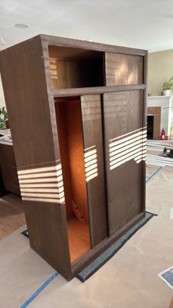 FREE Wardrobe