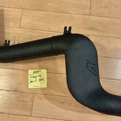 Mishimoto lower IC pipe in wrinkle black Ford Focus RS