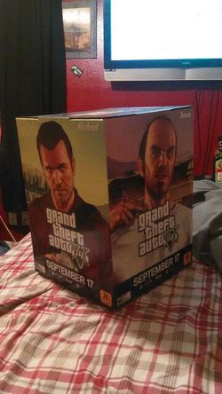Grand Theft Auto 5 cube promotional display