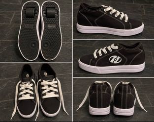 Boys heelys size 3