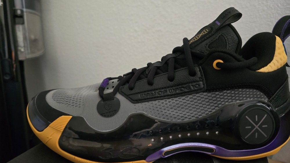 Way Of Wade 10 Low Away Lakers Size 10