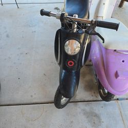 Razor Pocket Mod Electric Scooter Vespa - Black