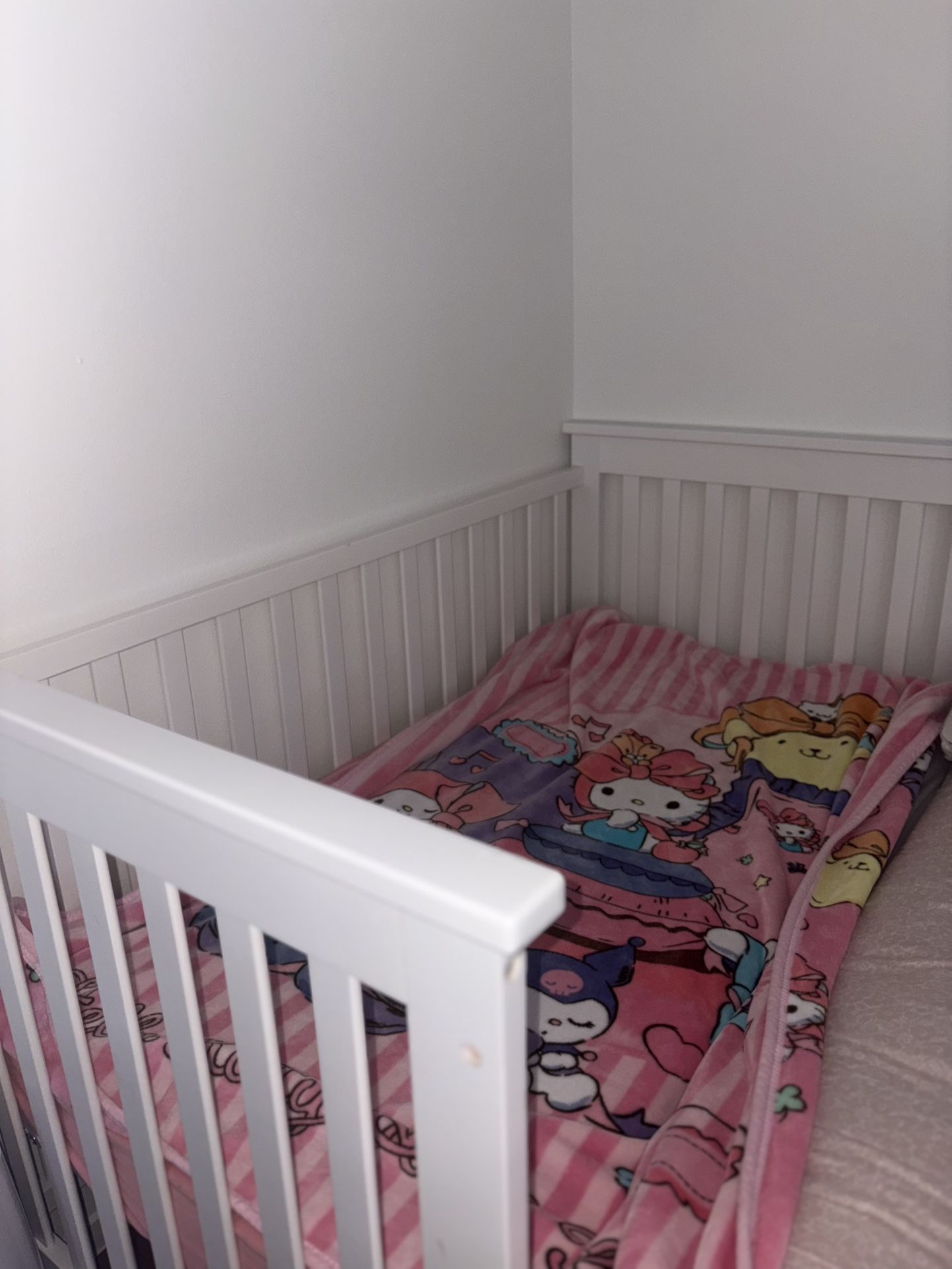 Delta baby crib