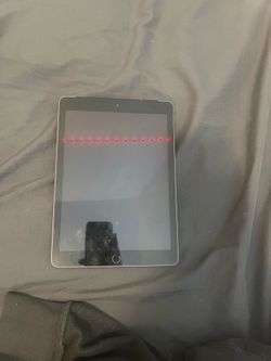 Old I pad used works fine