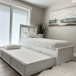Beautiful White Wooden Twin Bed With Pull-out Trundle / Storage