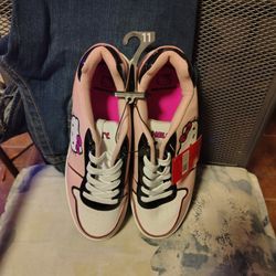 Hello Kitty Shoes