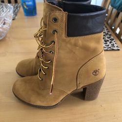  Timberland Boots For Women Size 9 1/2