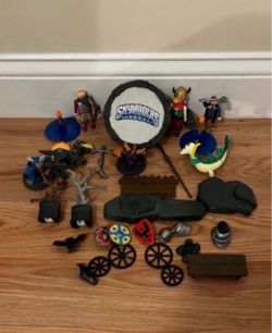 Skylanders Portal and Playmobil Figures Lot
