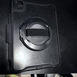 Tech 21 Evomax Case iPad A16 2025