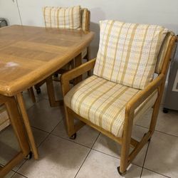 Dining Table With 4 Chairs 