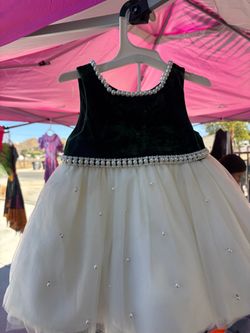 Baby girl dress brand new