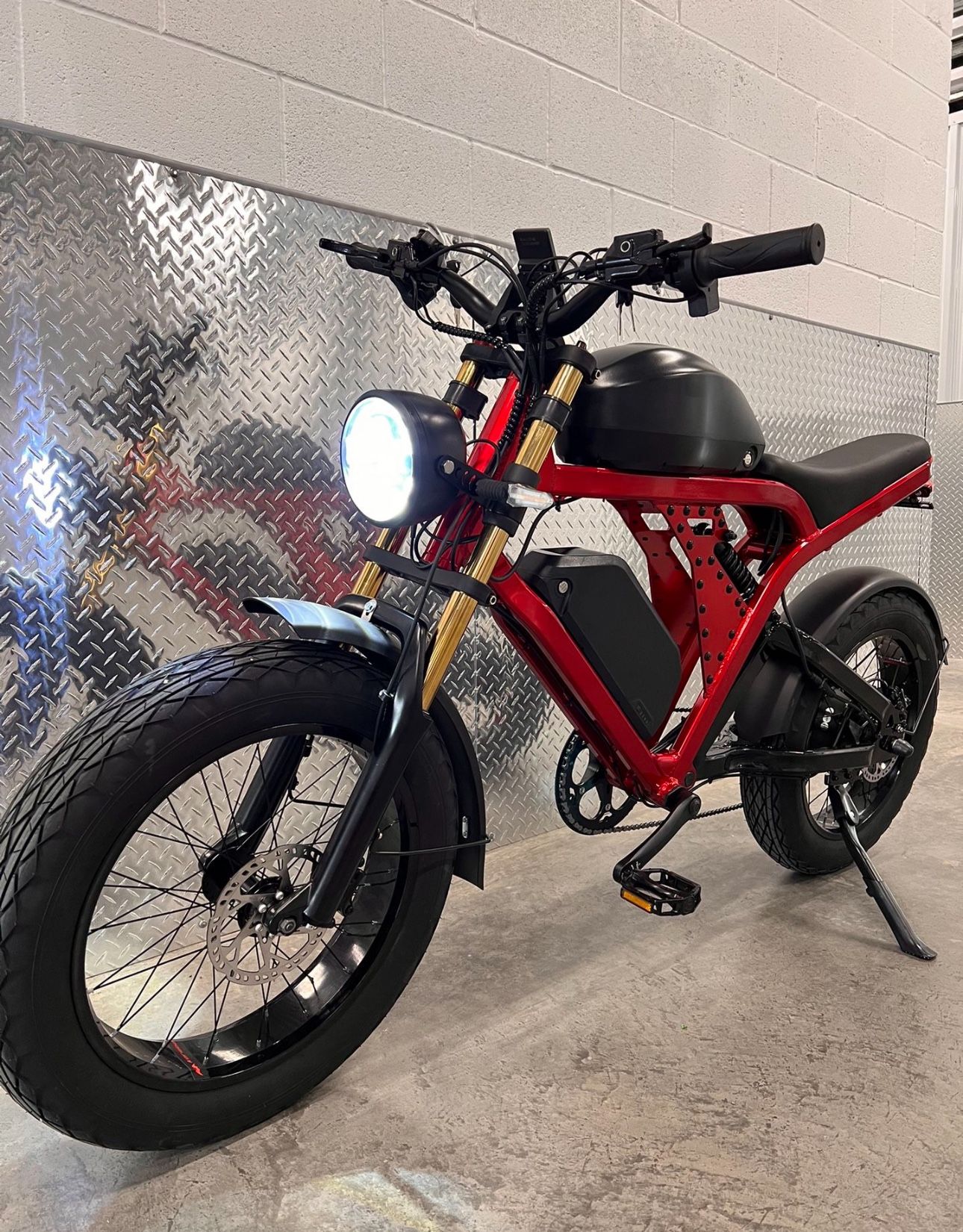 NEW, 2000 W, Electric Bike, 40 MPH, Dual Battery, Full Suspension, Red Of Grey, Free Delivery 🚚 + Lock 🔏