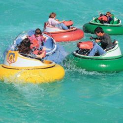 Theme Park Gas BUMPER BOATS,  Have Honda 2 Stroke Motors available Sold As Is