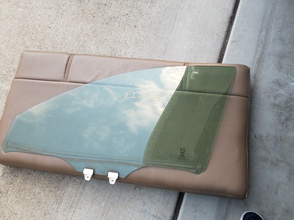 2013 -2014-2015-2016 oem Mazda Cx5  front  glass green tint-Mazda parts