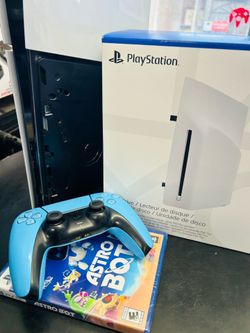 Slim PS5 + Disk Drive + AstroBot Game - $420 - Used - 6 Month Warranty
