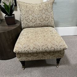 Upholstered Accent Chair – Great Condition