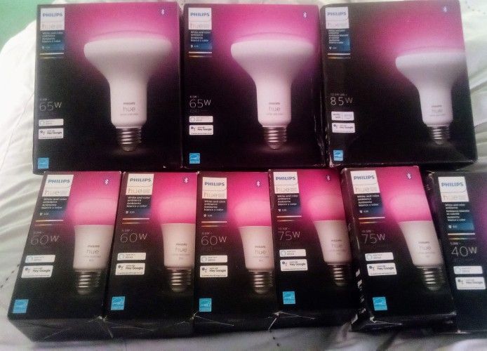 Philip Hue Color And White Ambiance Smart Light Bulbs!!