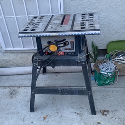 Table Saw With blade 
