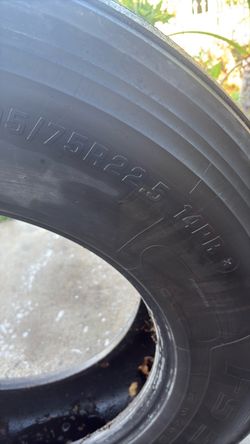 Tire. Firestone