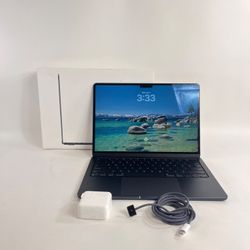 2024 Apple MacBook Air 13.6" M3 4.0GHz 8GB RAM 256GB SSD A3113