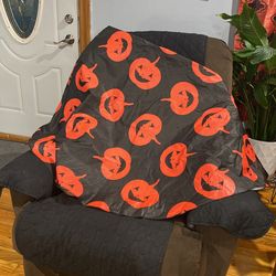 Round Halloween tablecloth