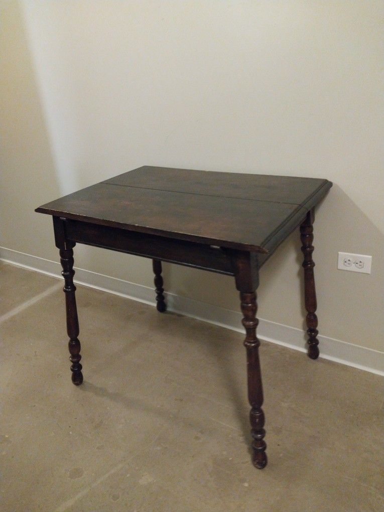 Table $20 Old Town Pickup & Cash Only
