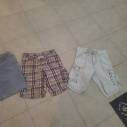 Trur Religion Board Shorts Sizes 36,34, Plad,And White Are34 ,blue Is 36