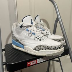 Air Jordan 3 Retro 'UNC'
