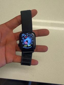 APPLE WATCH w charger !