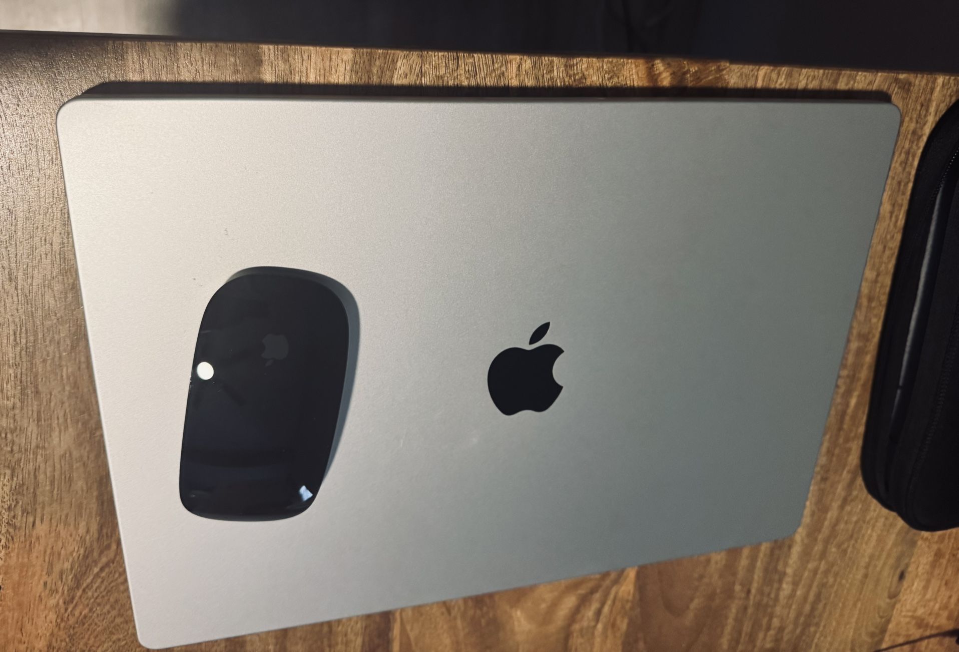 MacBook Pro 2023 16 Inch