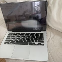 Apple MacBook pro / For Parts. 