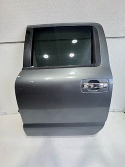 (2843) 17-24 Nissan Titan 16-24 Titan Xd Left Rear Door 2017 2018 2019 2020 2021 2022 2023 2024