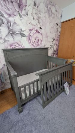 Evolur Santa Fe 5-in-1 Convertible Crib to Bed