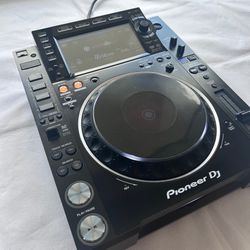 Pioneer CDJ 2000 NXS2