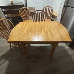 Table & Chairs Set