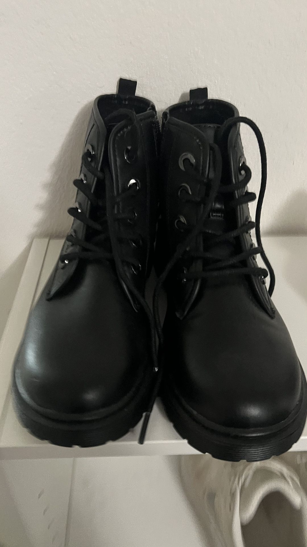 Brand New Steve Madden Boots