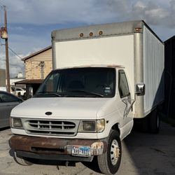 2002 Ford E-350
