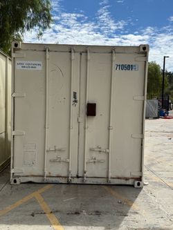 40’ Shipping Container – In Stock & Ready for Delivery