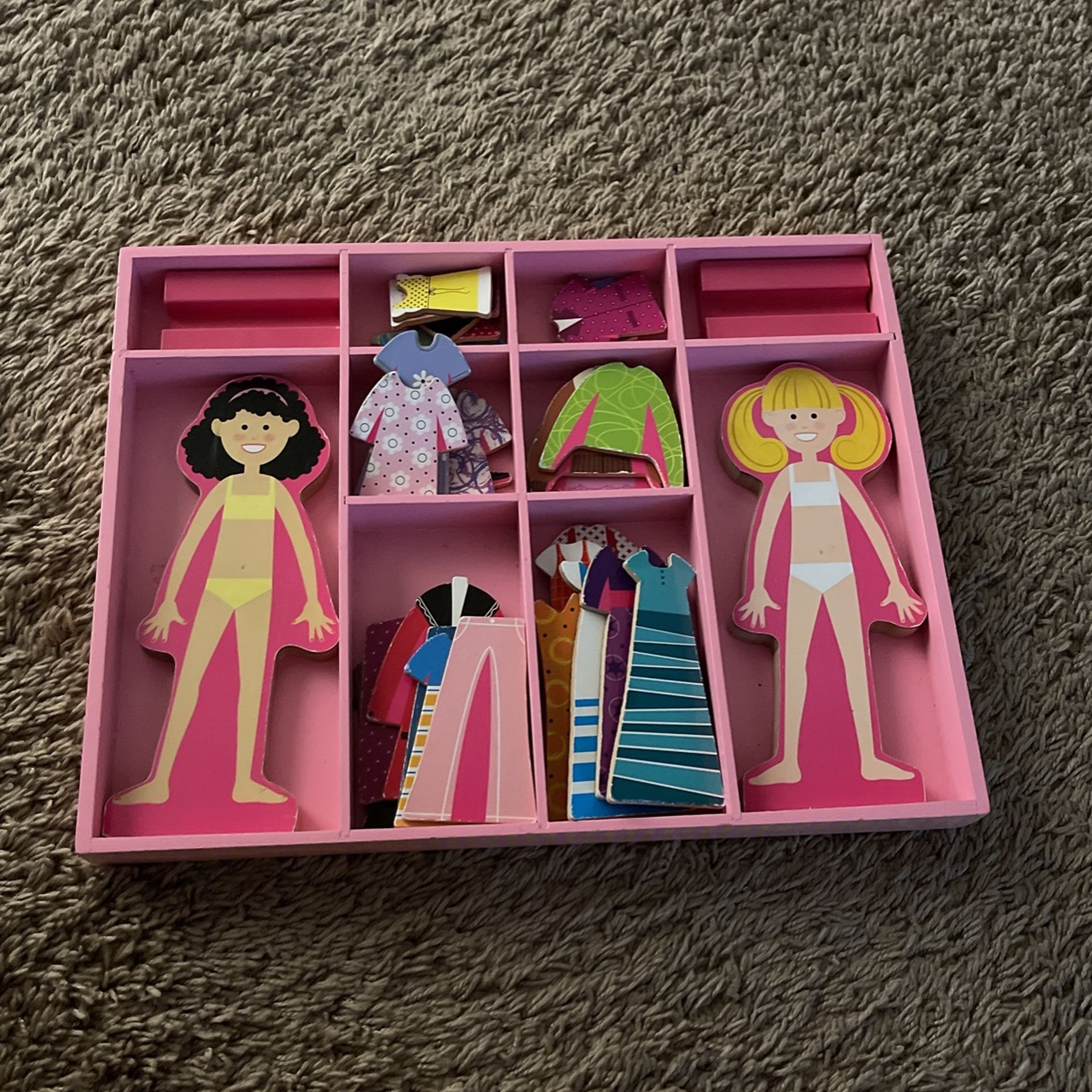 Magnetic Dress Up Dolls
