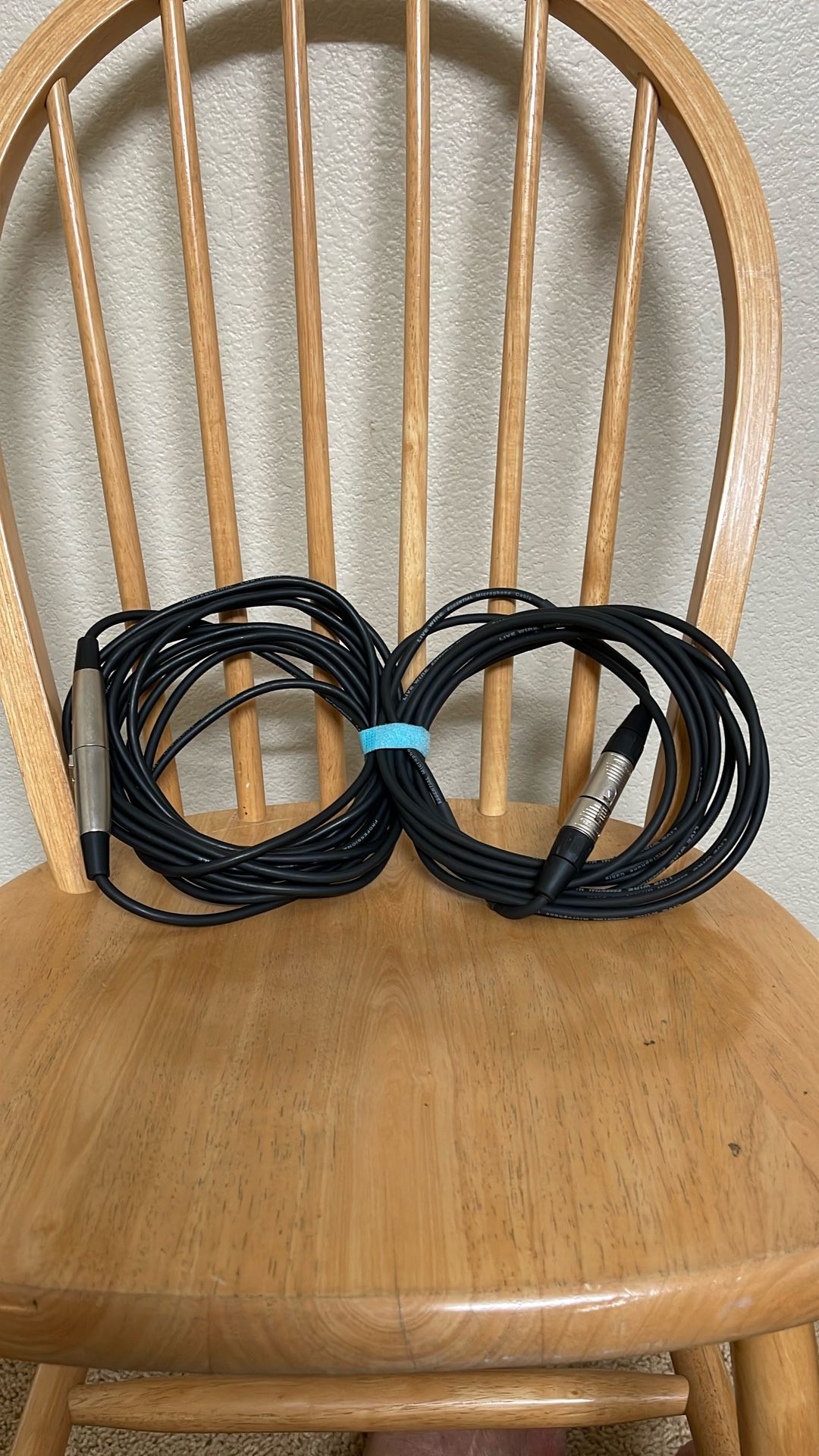 2 P Live Wire Essential Microphone Cable