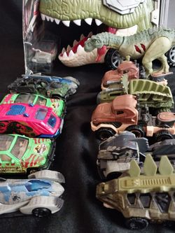 Jurassic Park Hotwheels x12 & Dino Case