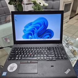 Vendo Laptop Lenovo Core I5 6th, Pantalla 15.6”, 8gb Ram