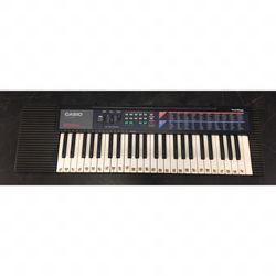 Casio CA-110 Electronic Keyboard Piano 100 Sound Tone 100  Pattern Beat