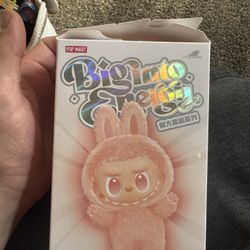 Labubu Big Into Energy 