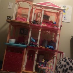 Barbie dream house