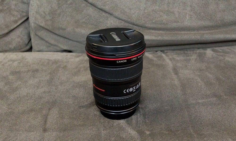 Brand new never used Canon 17 40mm f/4 L wide angle zoom lens