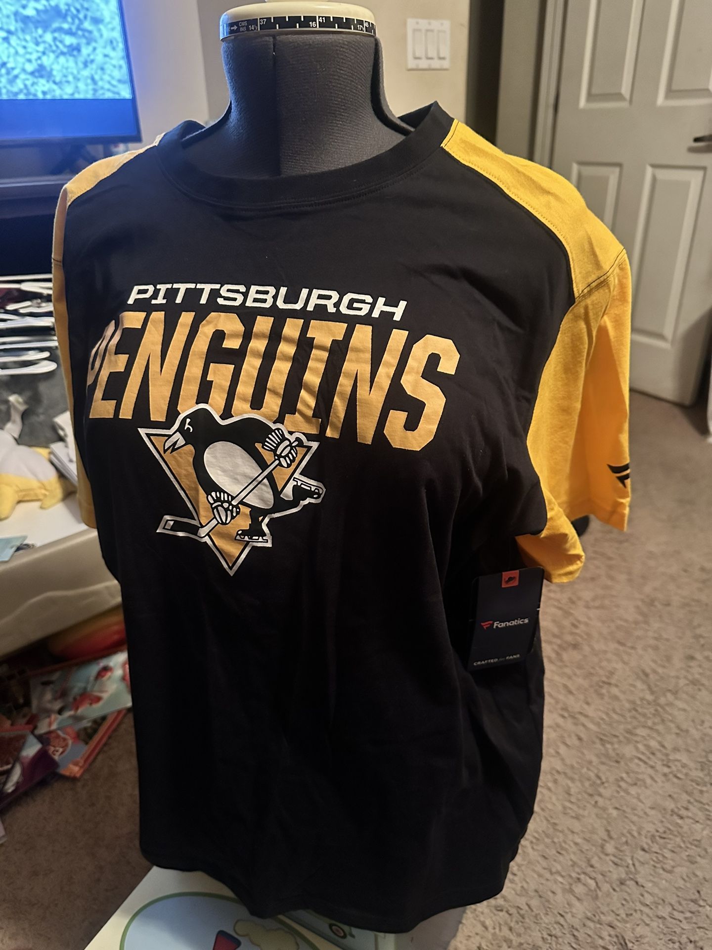 FANATICS PENGUINS SHIRT XXL  $ 25 