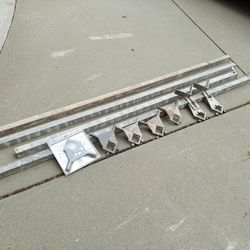 Corner Poles