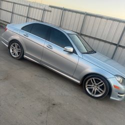 2014 Mercedes Benz C250