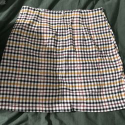 Gb plaid skirt